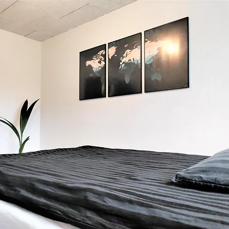 Stylish House W/ Master + Private Garden Apartment